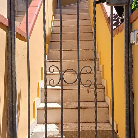 Stefania بيت للعطل